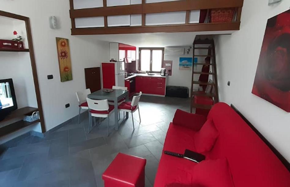 Appartamentino Sul Lago Di Bolsena Gradoli Bagian luar foto